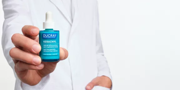 Media_Blog_DU_KeracnylSerum_Packshot